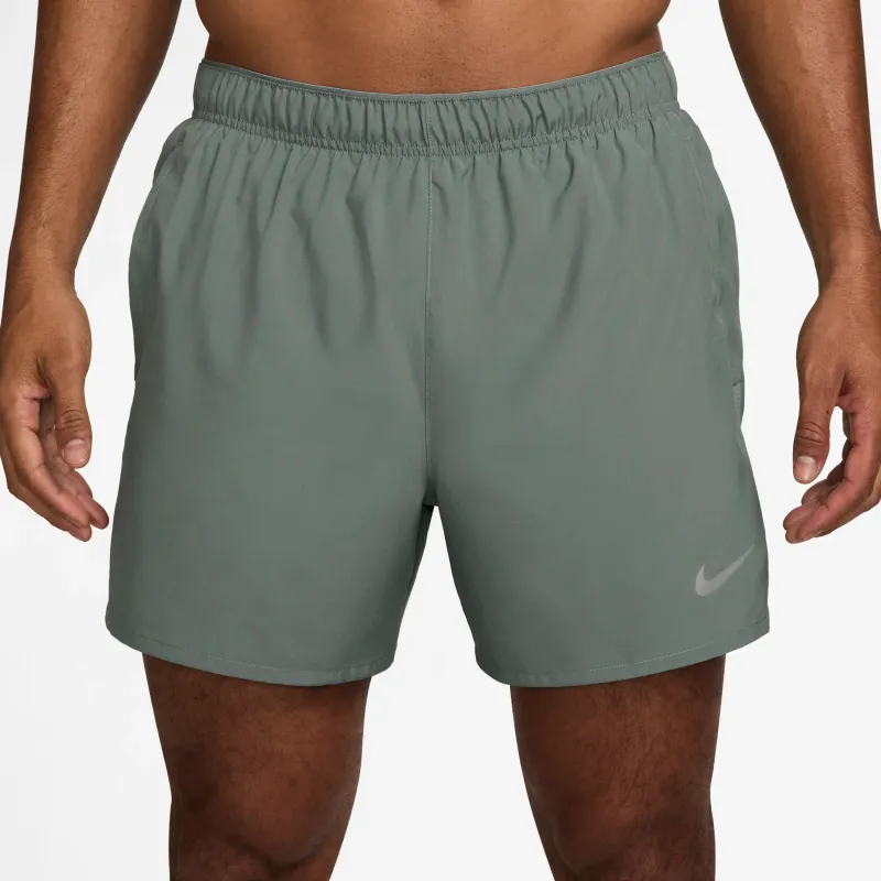 Pantalón corto Nike Dri-FIT Challenger