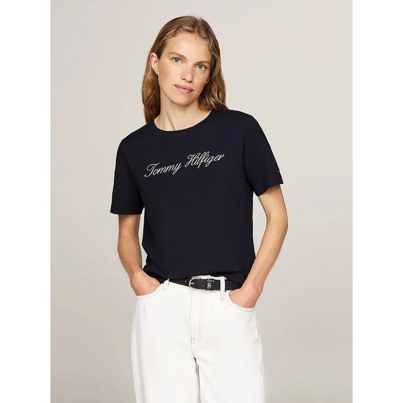TOMMY HILFIGER Camiseta con logotipo, cuello redondo, manga corta. Color