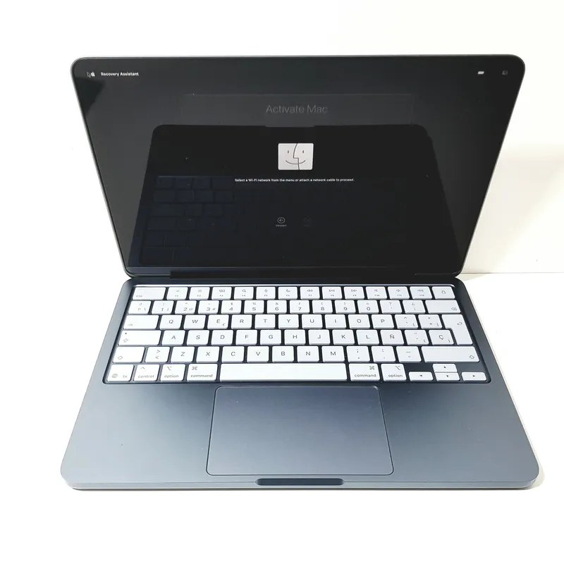 Apple MacBook Neo 17,5 A3404 A18 Pro 8 RAM 256 SSD Indigo 13