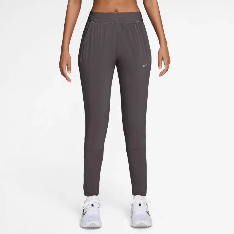 Pantalón Nike Swift