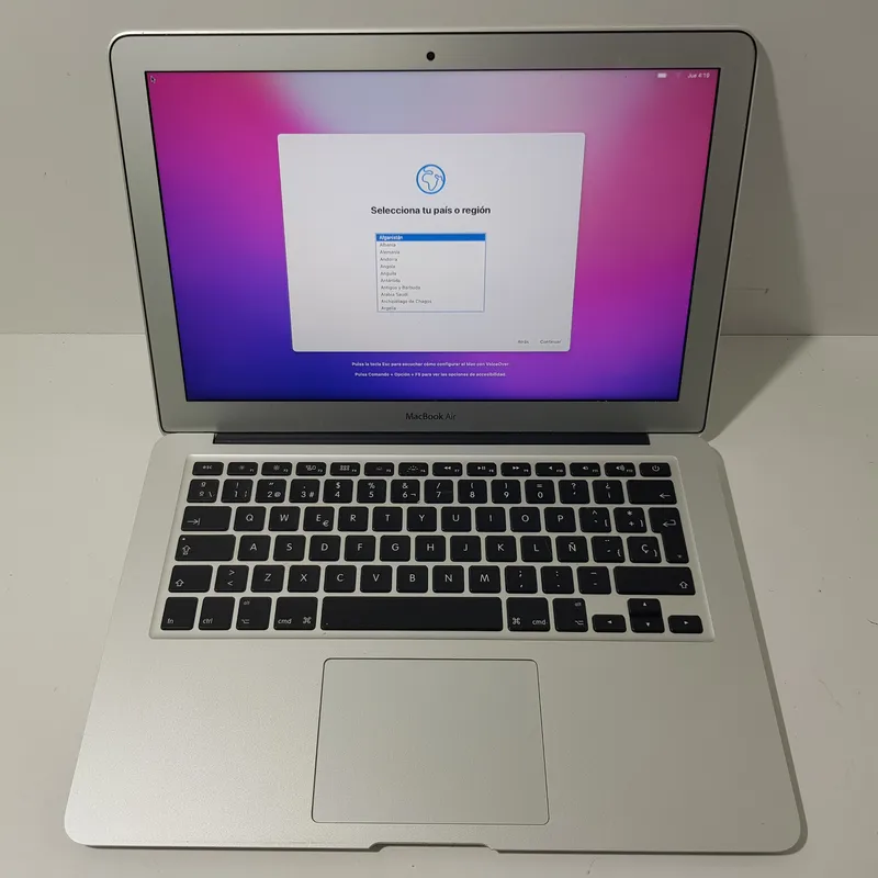 Apple MacBook Air 7,2 i5 1.6 GHz 8 RAM 256 SSD 13