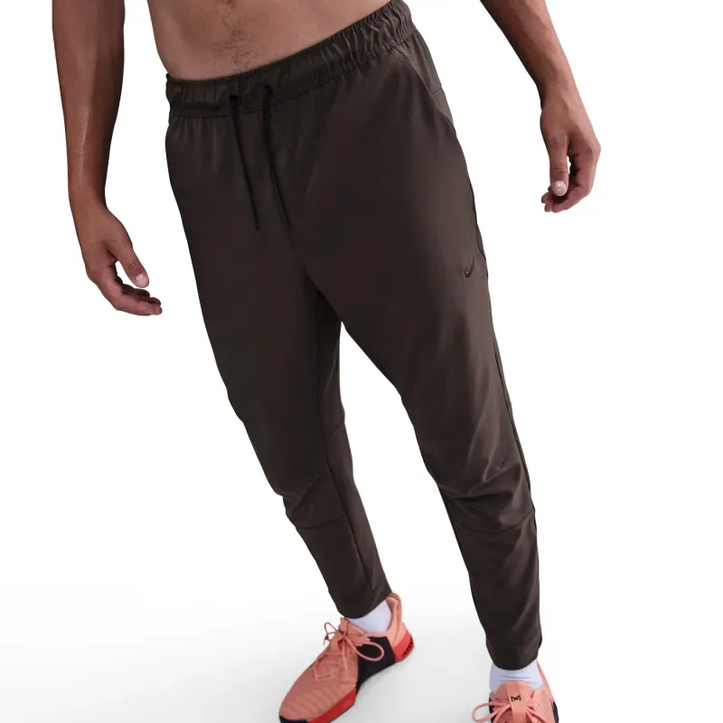 Pantalón de chándal con aberturas de cremallera Nike Dri-FIT